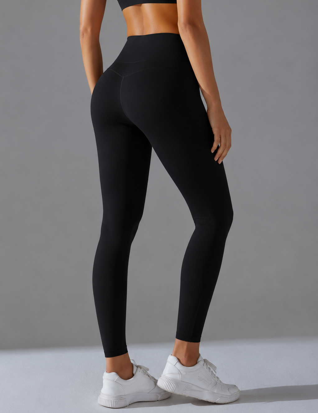 black_set_legging_back_view.png
